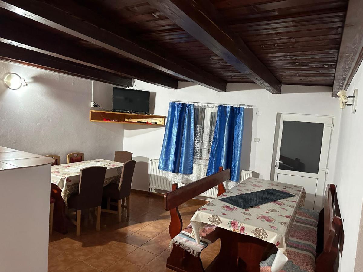 Casa Alex Βίλα Arieşeni Εξωτερικό φωτογραφία
